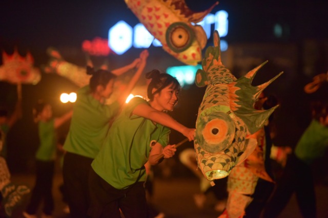 魚燈 (吳耿宇 攝).jpg 魚燈 (吳耿宇 攝).jpg
