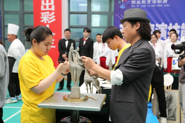 圖片2.png 圖片2.png