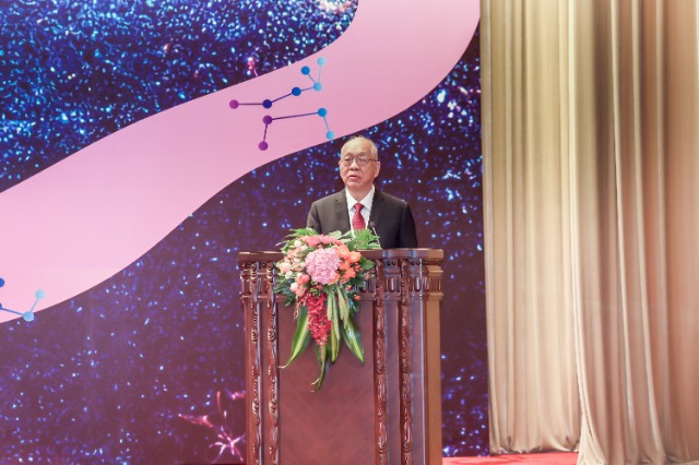 大會主席丘成桐致辭。大會供圖.jpg